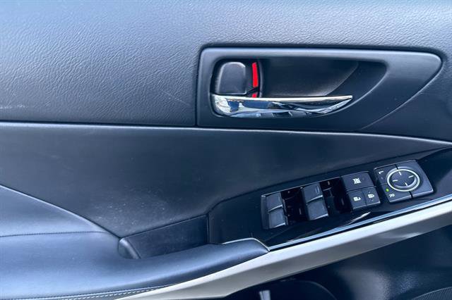 Used 2015 Lexus IS 250 image 10