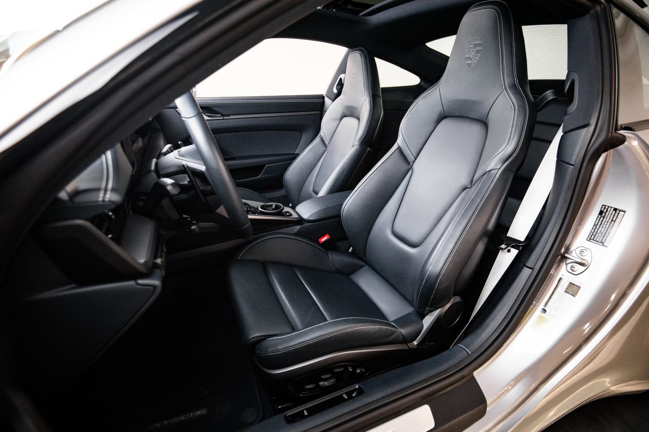 Certified 2025 Porsche 911 Carrera S RWD image 5