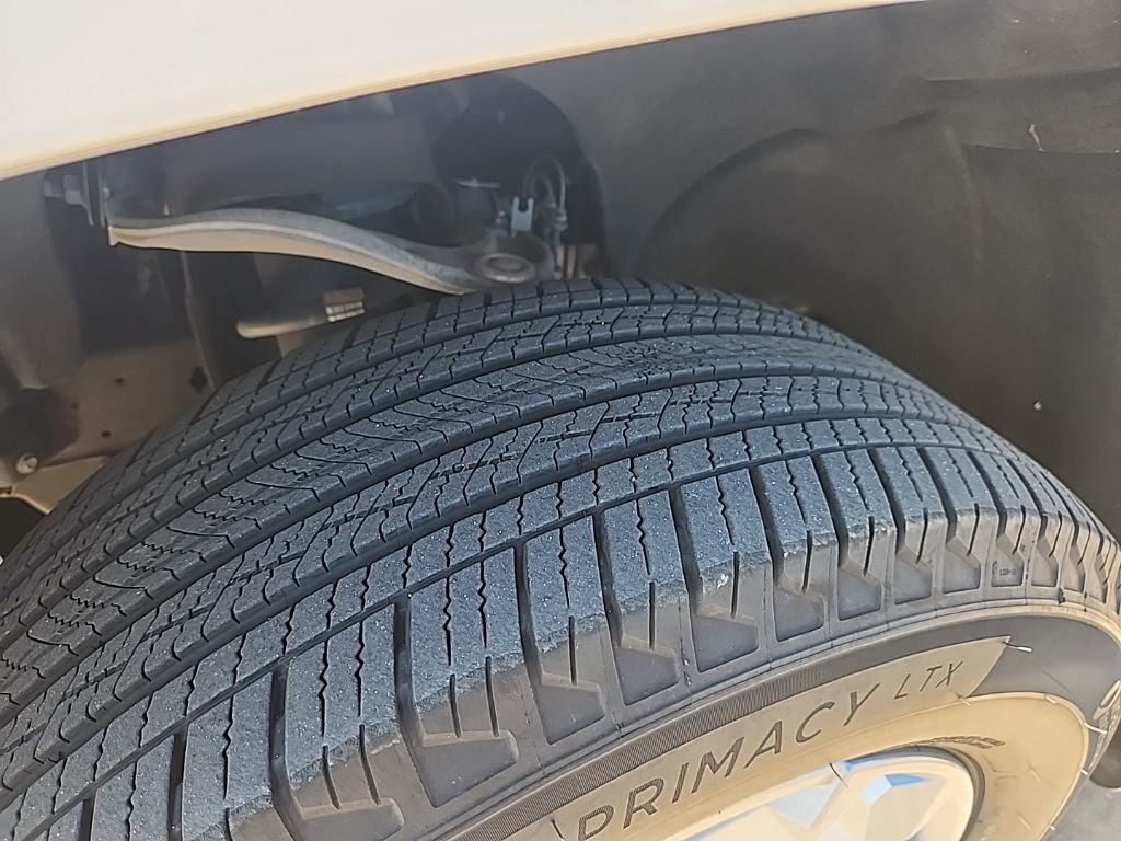 Certified 2025 Chevrolet Silverado 1500 LT image 13