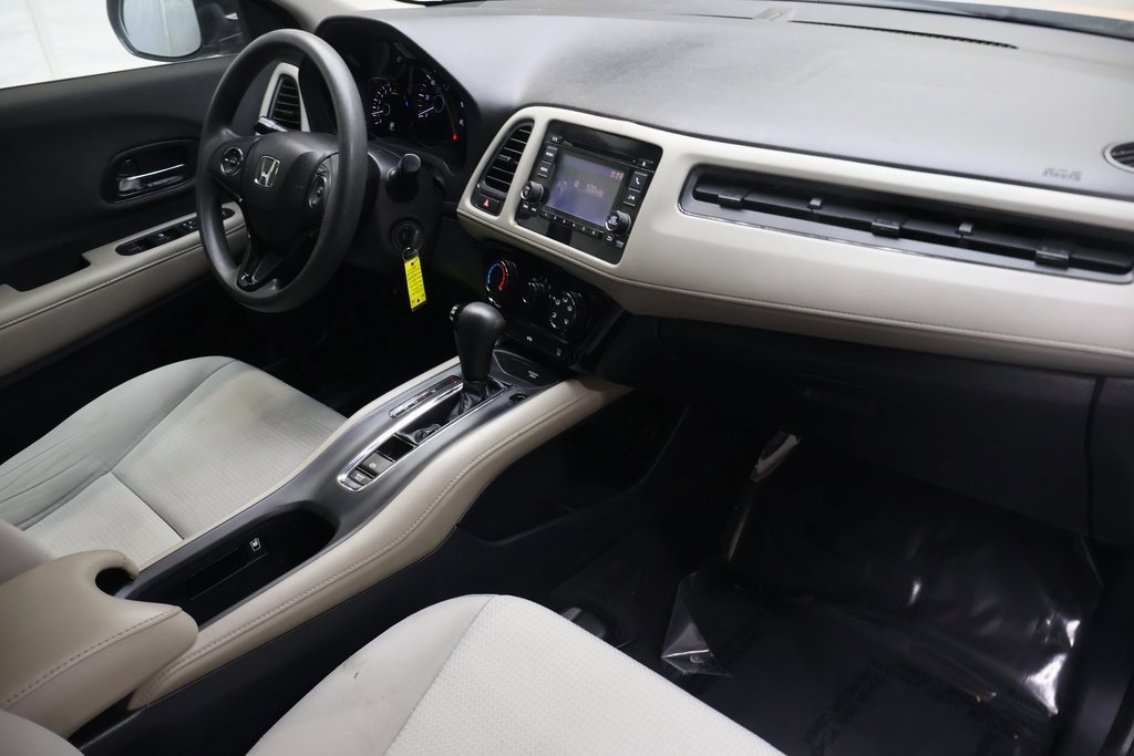 Used 2021 Honda HR-V LX image 10