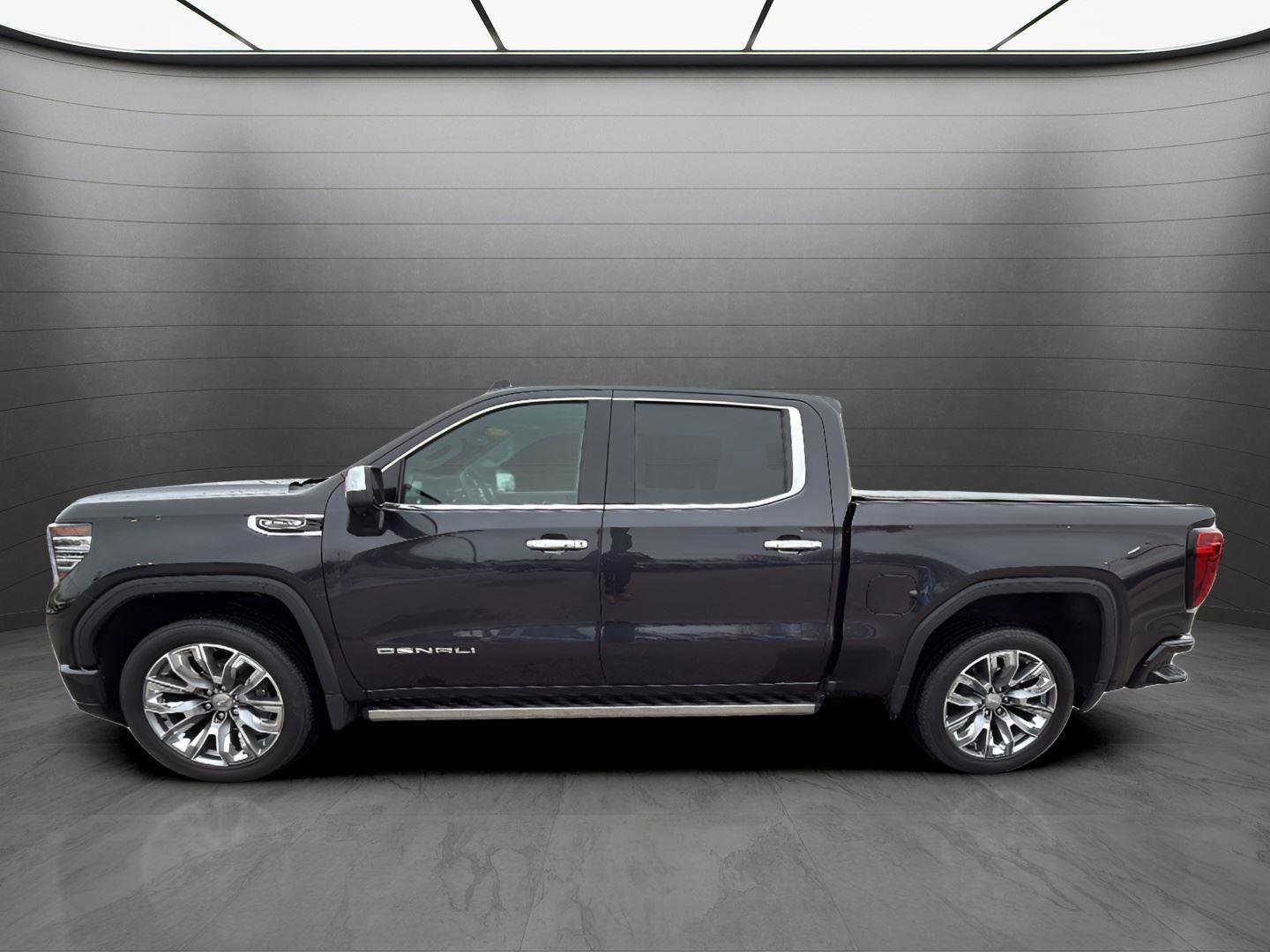 Used 2023 GMC Sierra 1500 Denali w/ Denali Reserve Package image 24