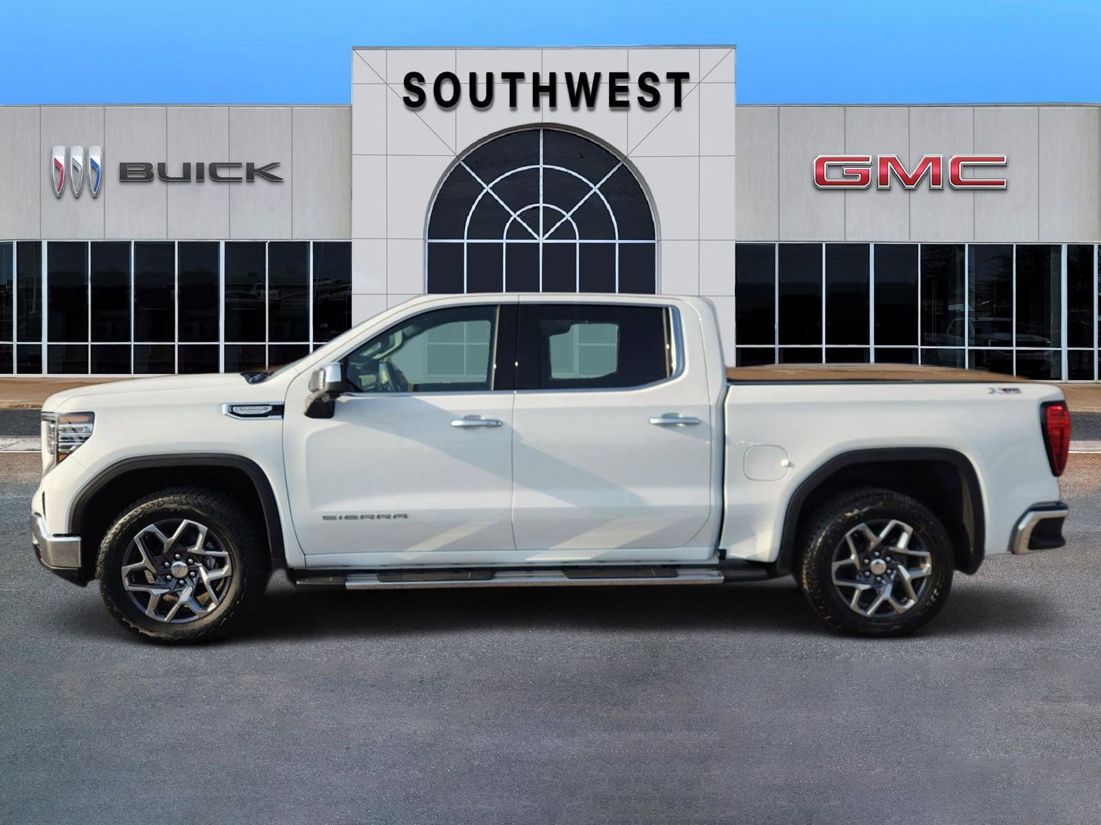 New 2026 GMC Sierra 1500 SLT AWD/4WD image 3