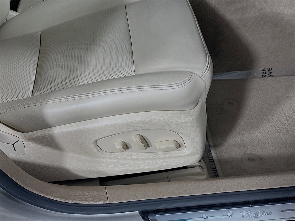 Used 2014 Cadillac CTS Luxury image 23