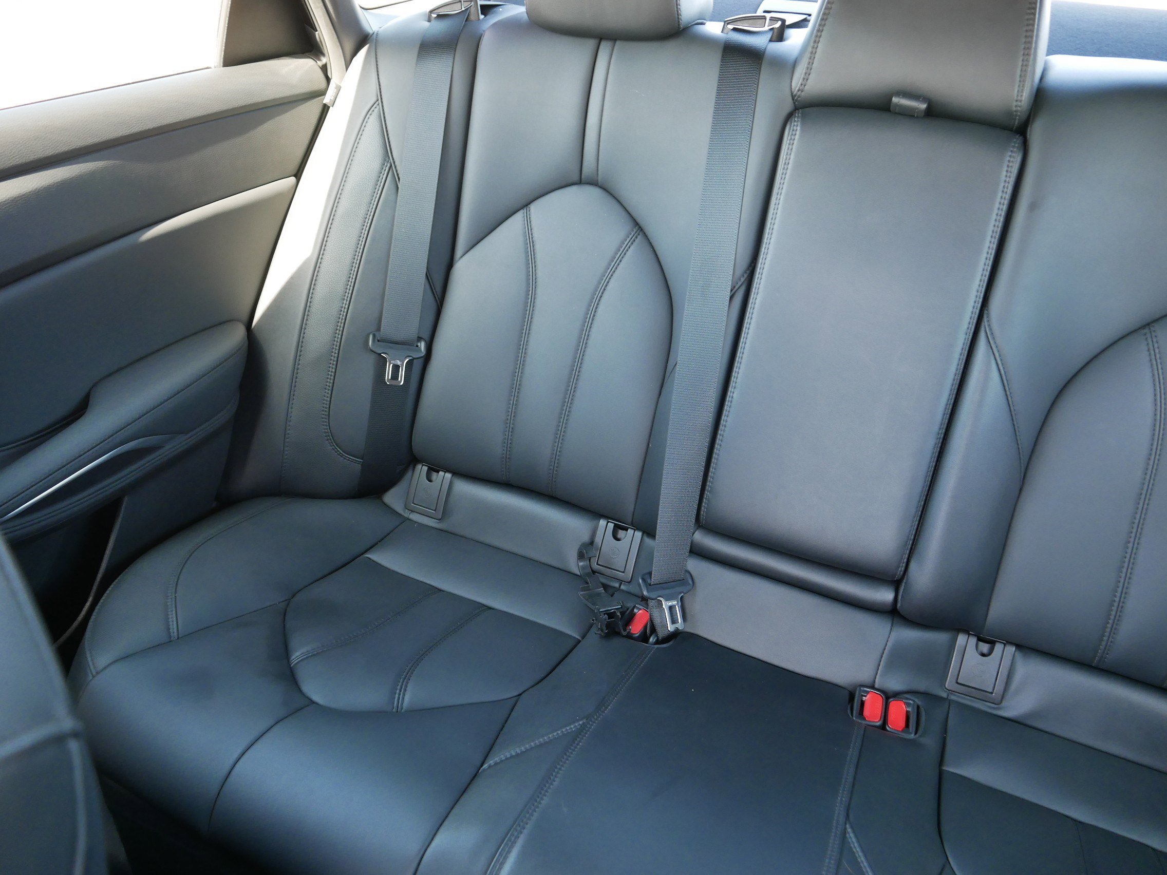 Used 2020 Toyota Avalon XLE FWD image 12