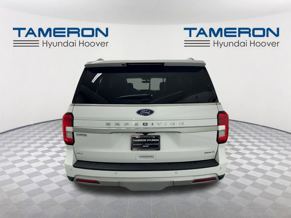 Used 2024 Ford Expedition Max XLT image 4