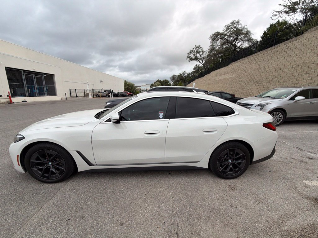 Certified 2025 BMW i4 eDrive40 RWD image 2