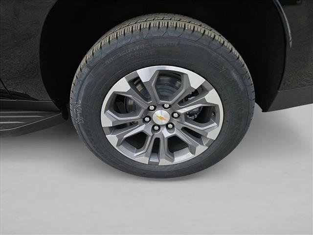 New 2026 Chevrolet Suburban LS RWD image 8