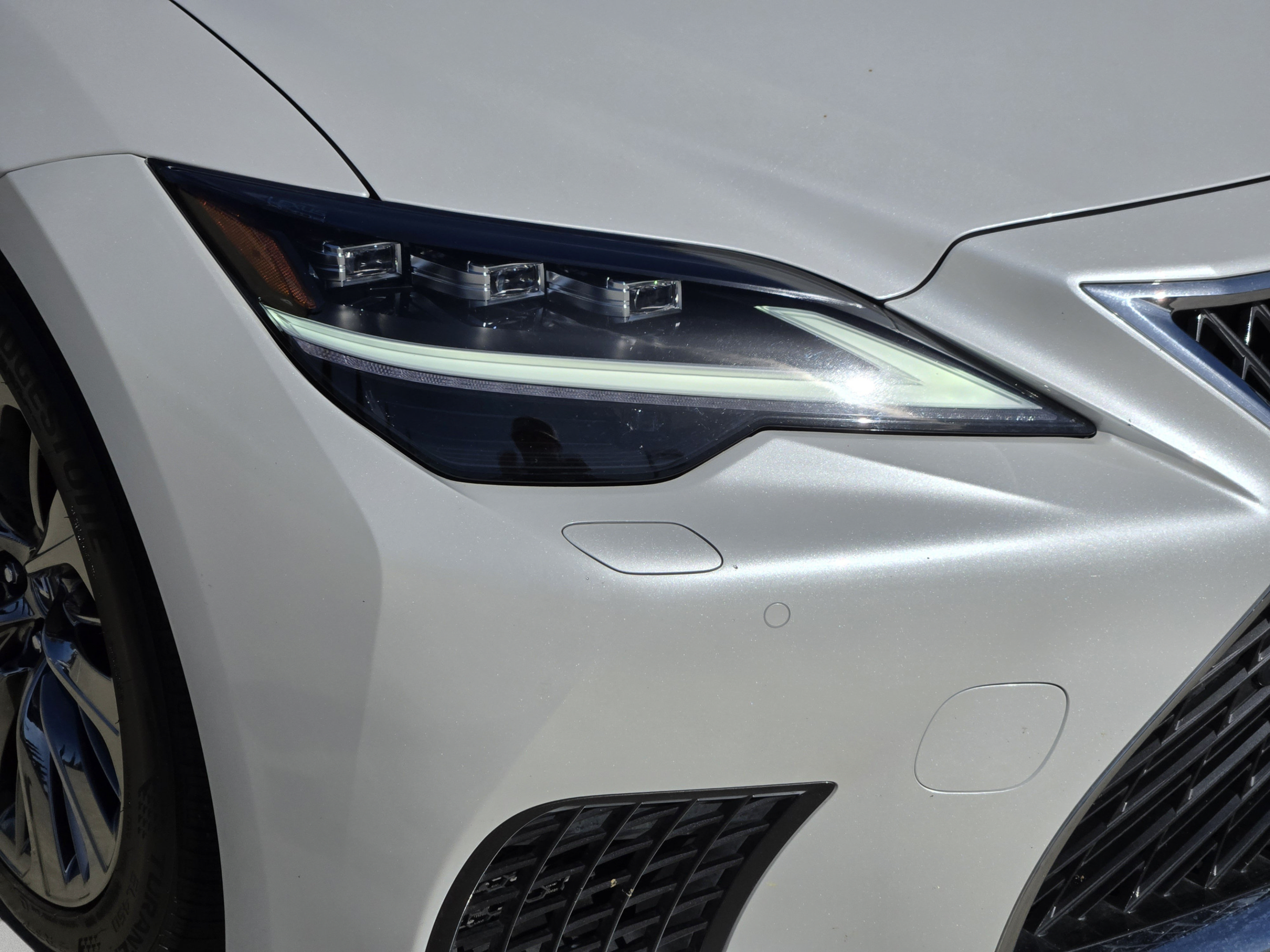 Used 2022 Lexus LS 500 w/ Interior Upgrade Package RWD image 37