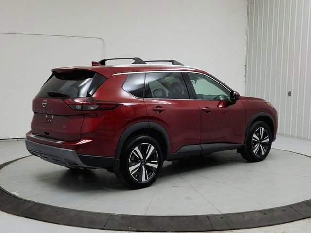 Used 2024 Nissan Rogue SL w/ SL Premium Package FWD image 7