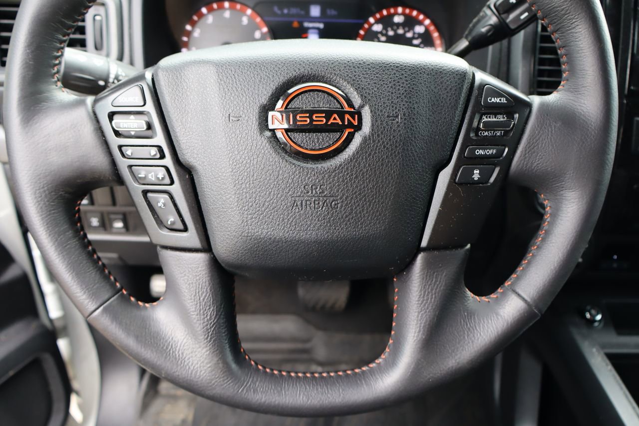 Used 2024 Nissan Titan PRO-4X w/ Pro-4x Convenience Package image 12