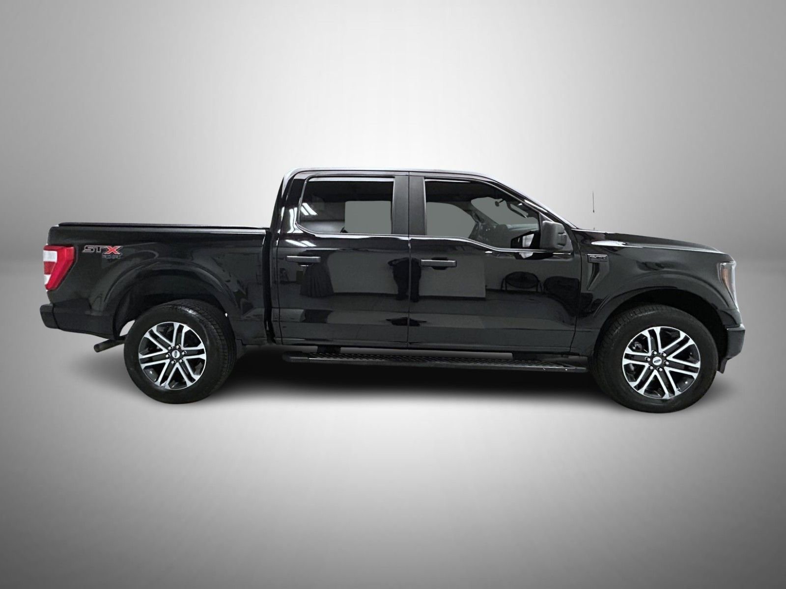 Used 2023 Ford F150 XL w/ STX Appearance Package image 4
