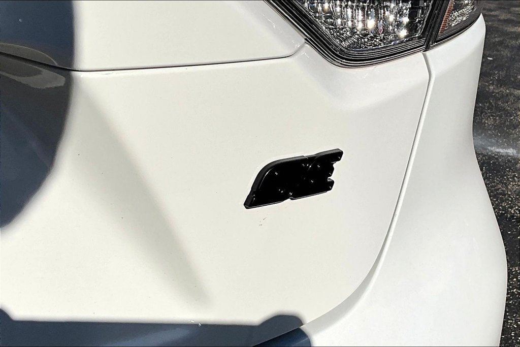 Used 2024 Toyota Corolla SE w/ SE Convenience Package FWD image 25