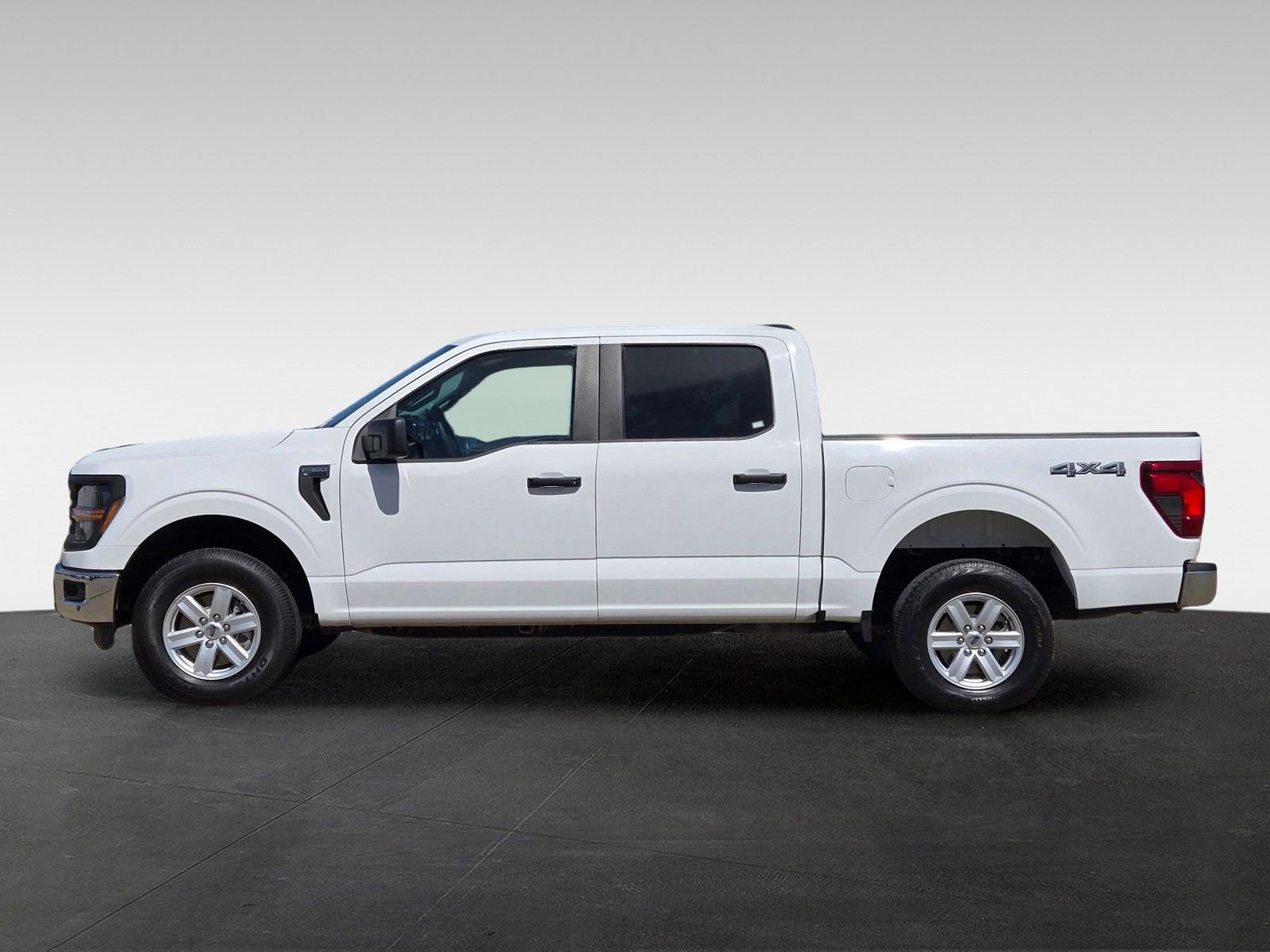 Used 2024 Ford F150 XL w/ Equipment Group 103A High AWD/4WD image 7
