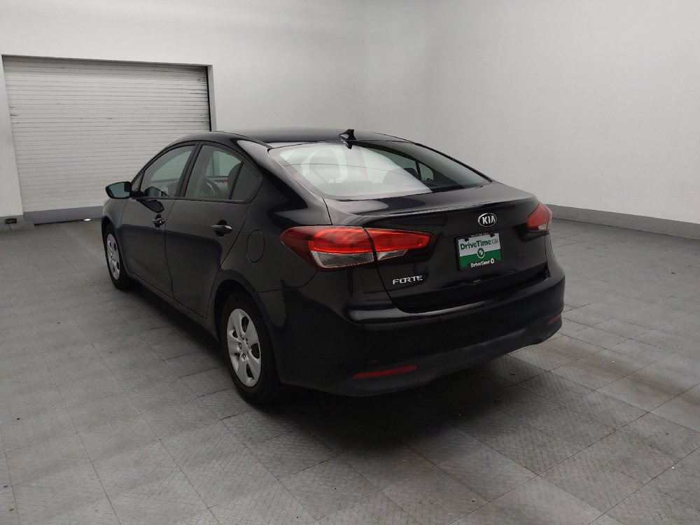 Used 2017 Kia Forte LX FWD image 5