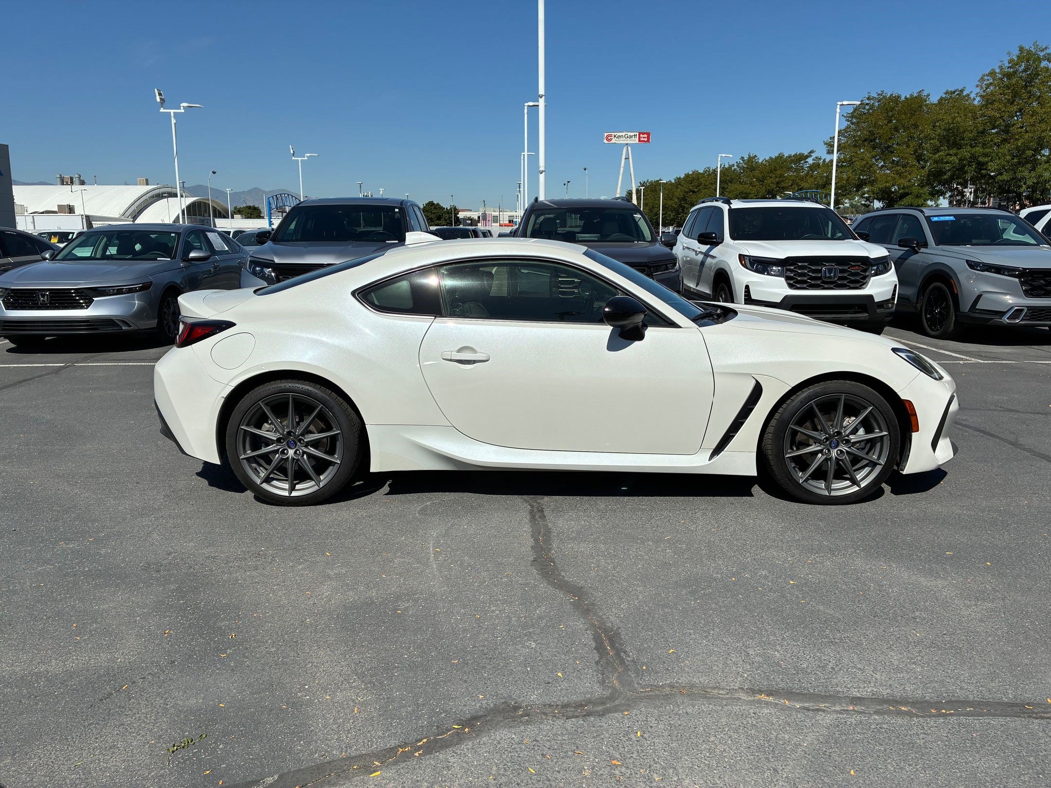 Used 2022 Subaru BRZ Limited RWD image 2