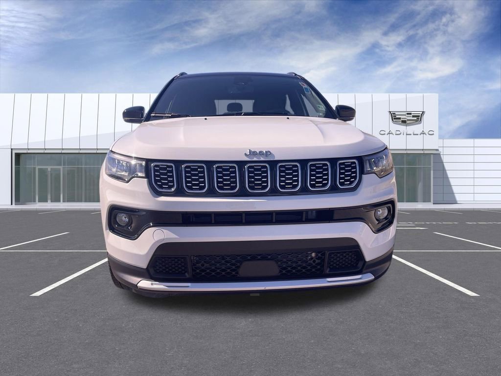 Used 2024 Jeep Compass Limited image 3