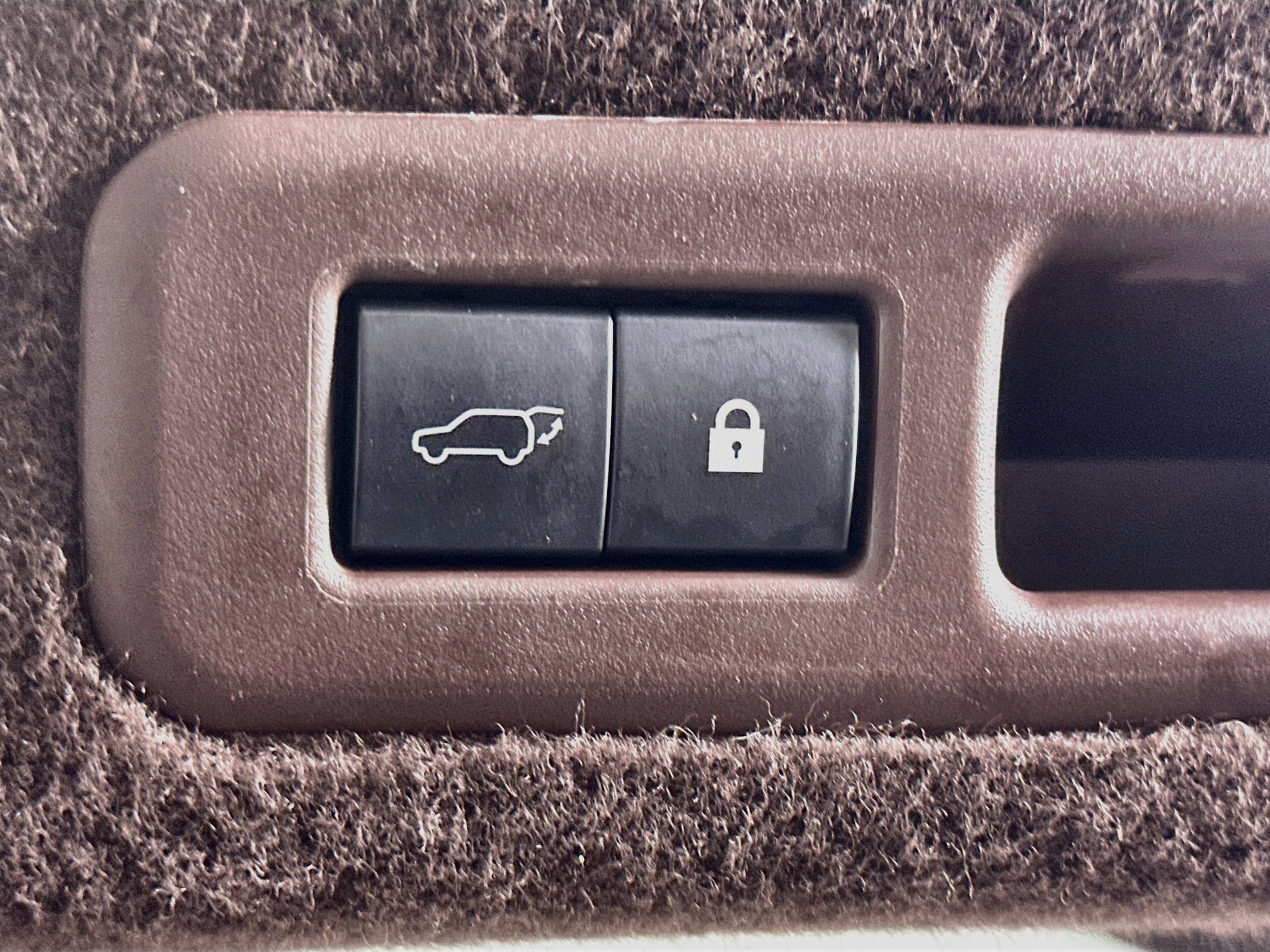 Used 2020 Lexus RX 450h AWD w/ Premium Package image 32