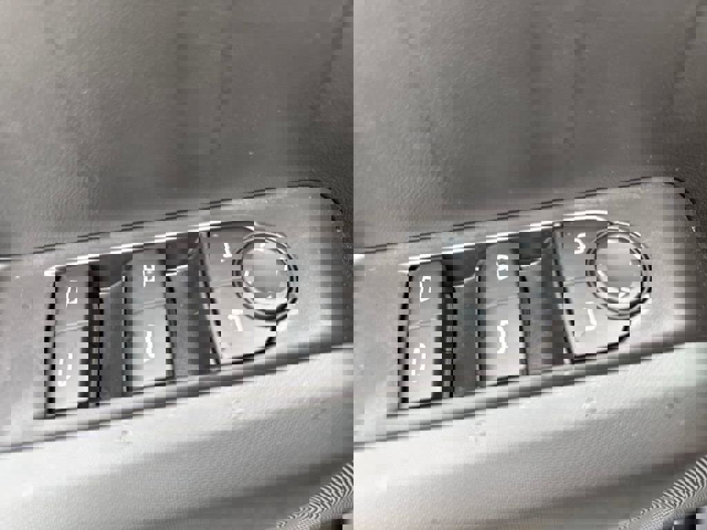 New 2026 GMC Canyon Elevation w/ Convenience Package image 20