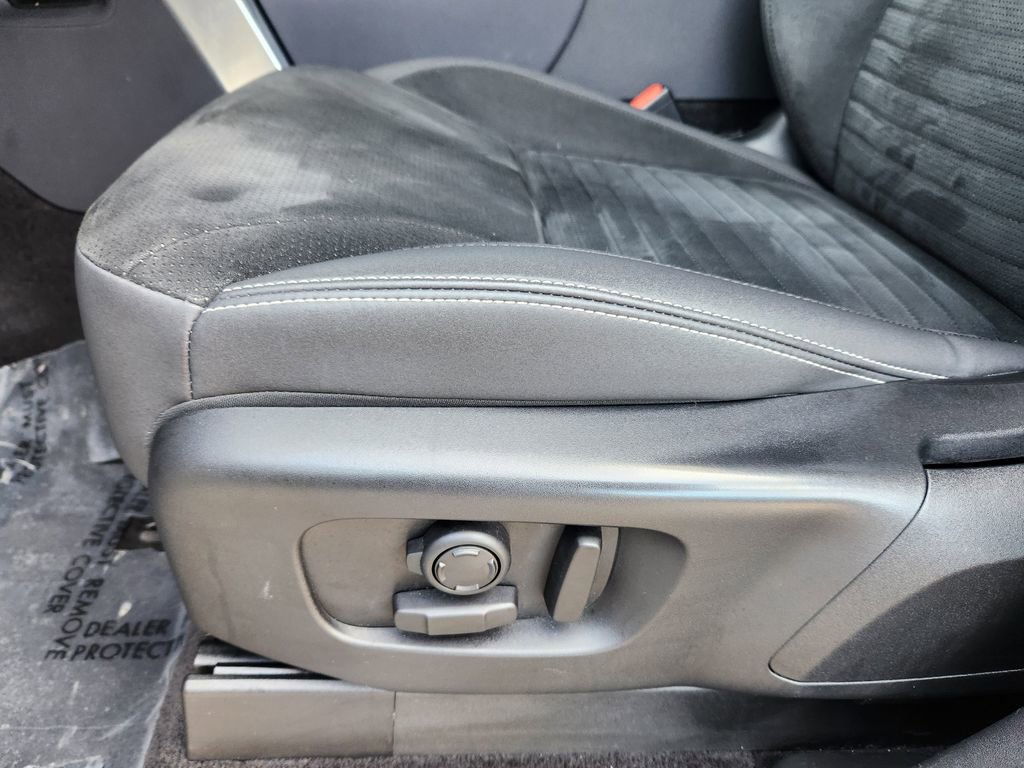 Used 2022 Land Rover Discovery S R-Dynamic image 25