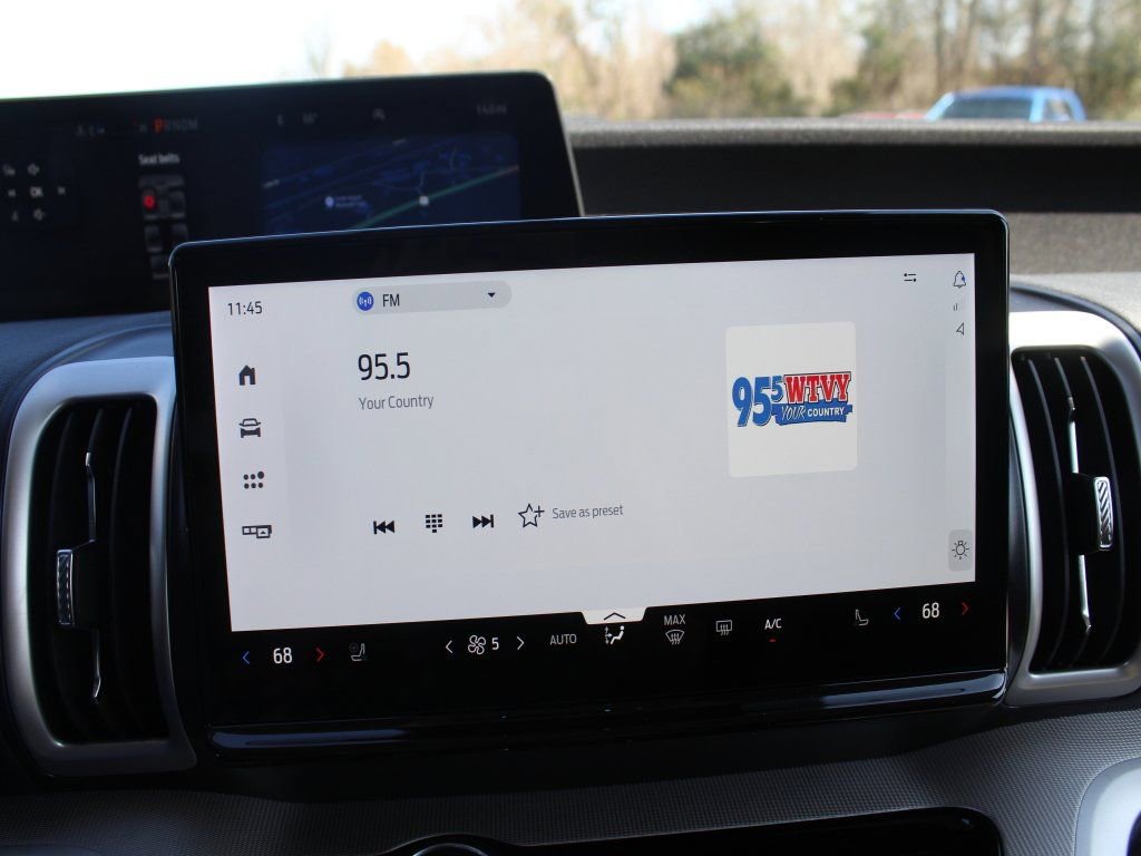 New 2026 Ford Expedition Active image 19