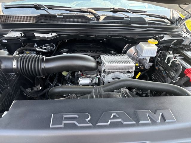 Used 2024 RAM 1500 Laramie AWD/4WD image 26