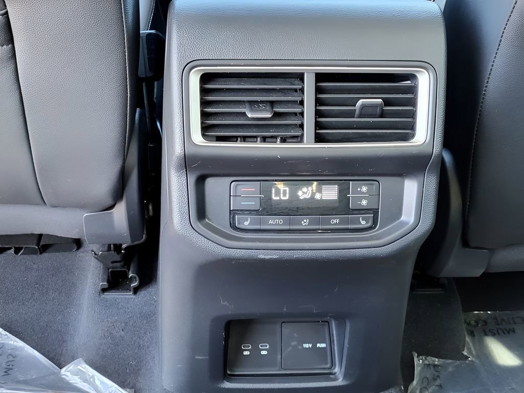 Used 2025 Volkswagen Atlas SEL AWD/4WD image 10
