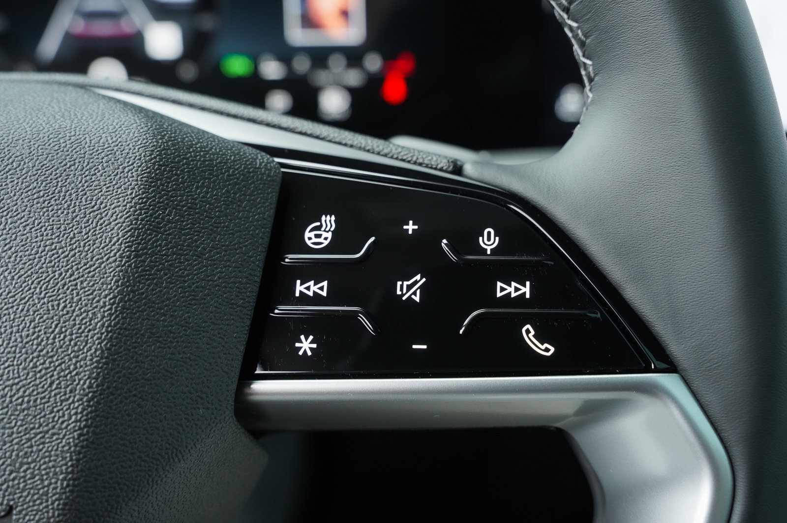 New 2025 Audi Q5 Premium Plus image 14