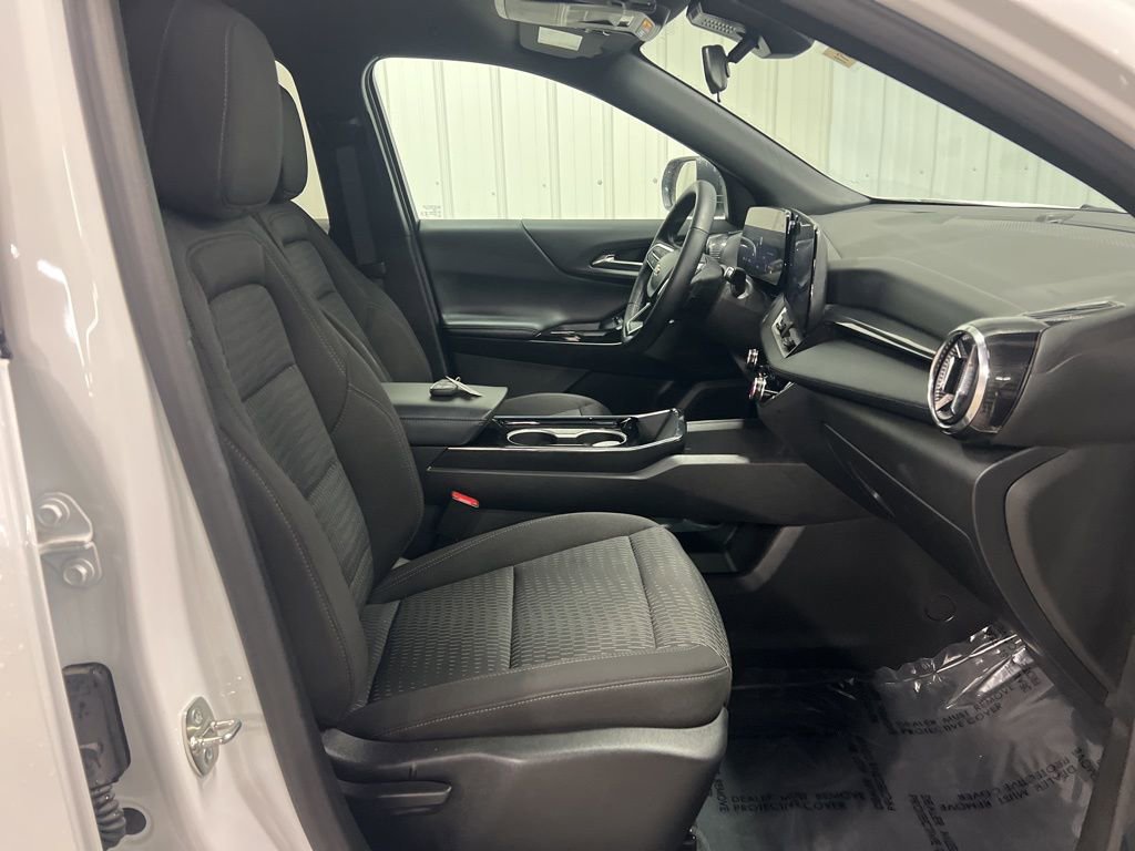 Certified 2025 Chevrolet Equinox LT image 9