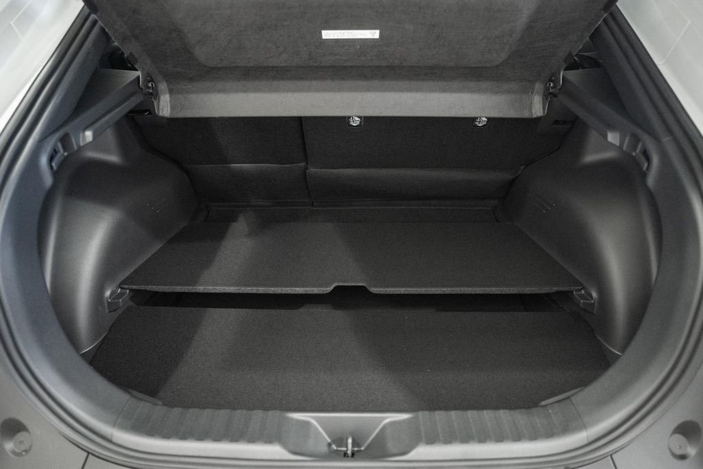 New 2026 Toyota C-HR image 10