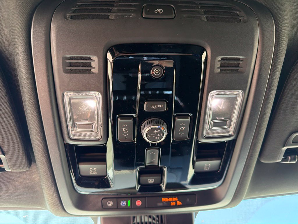 New 2026 GMC Yukon Denali w/ Denali Reserve Package AWD/4WD image 15