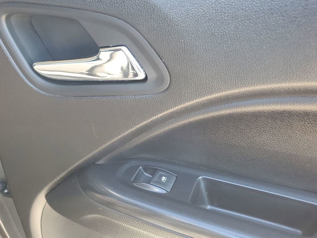 Used 2017 GMC Canyon SLE w/ SLE Convenience Package image 46