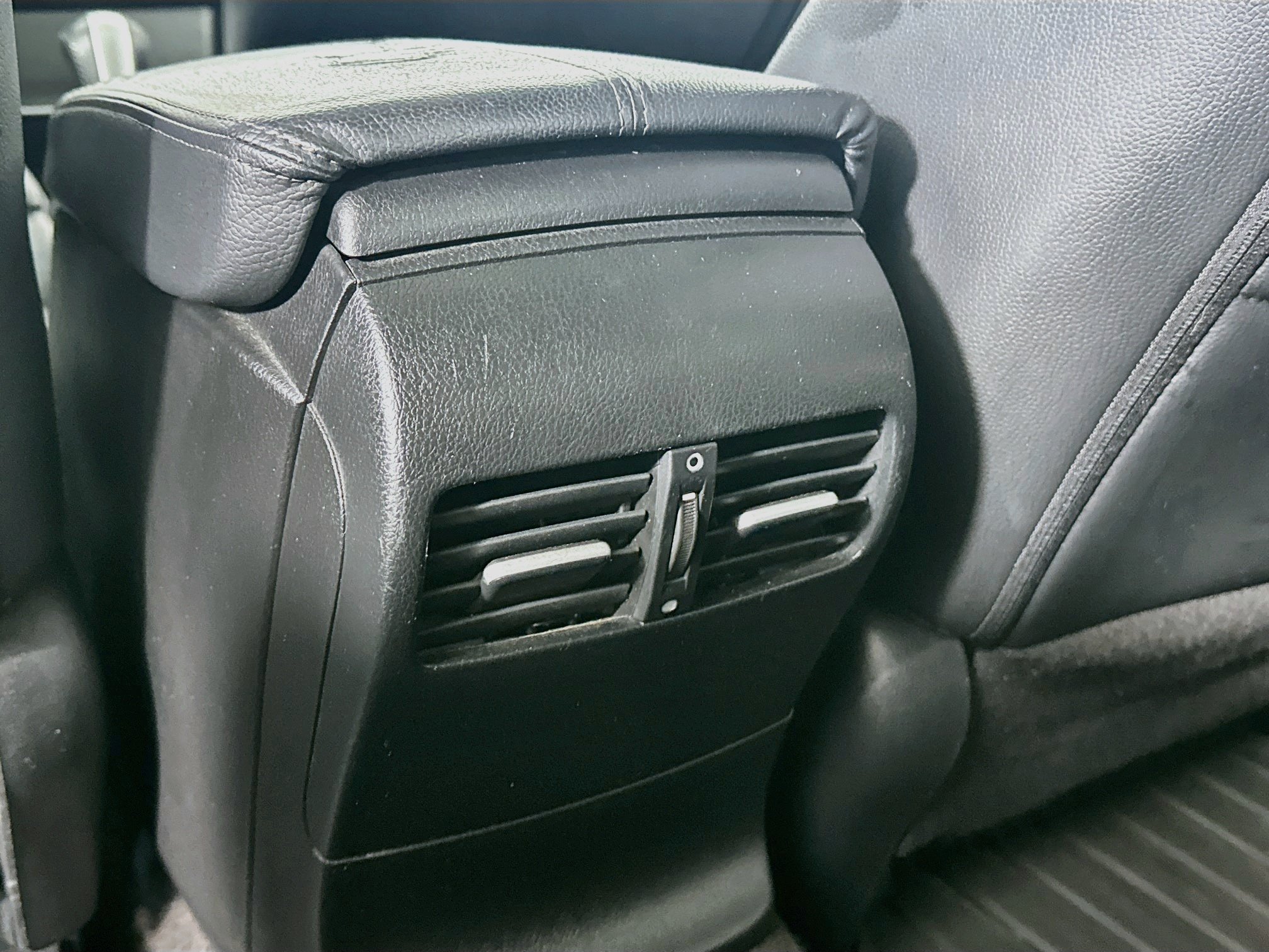 Used 2015 Honda Crosstour EX-L image 28