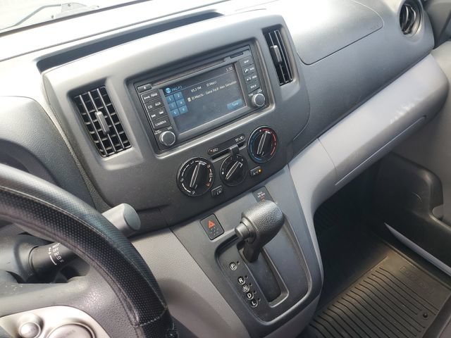 Used 2014 Nissan NV200 SV w/ Technology Package FWD image 18