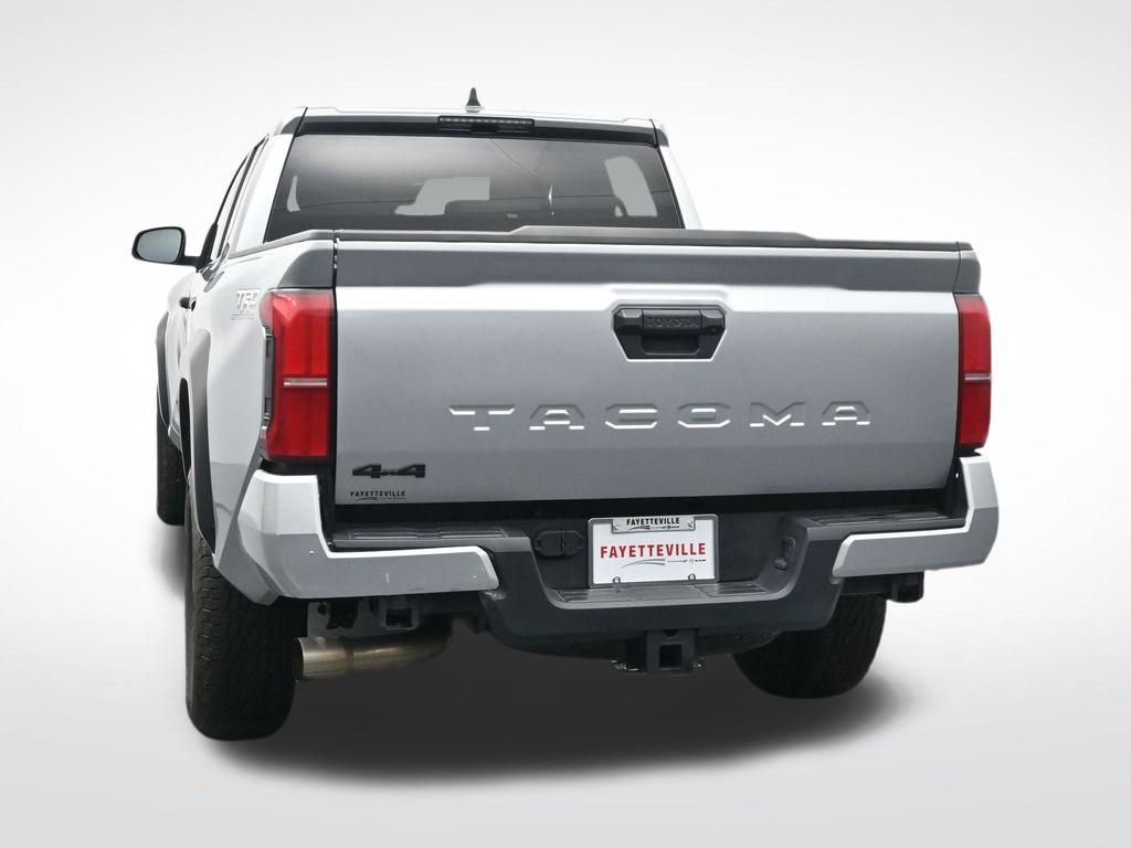 Used 2024 Toyota Tacoma TRD Off-Road image 9