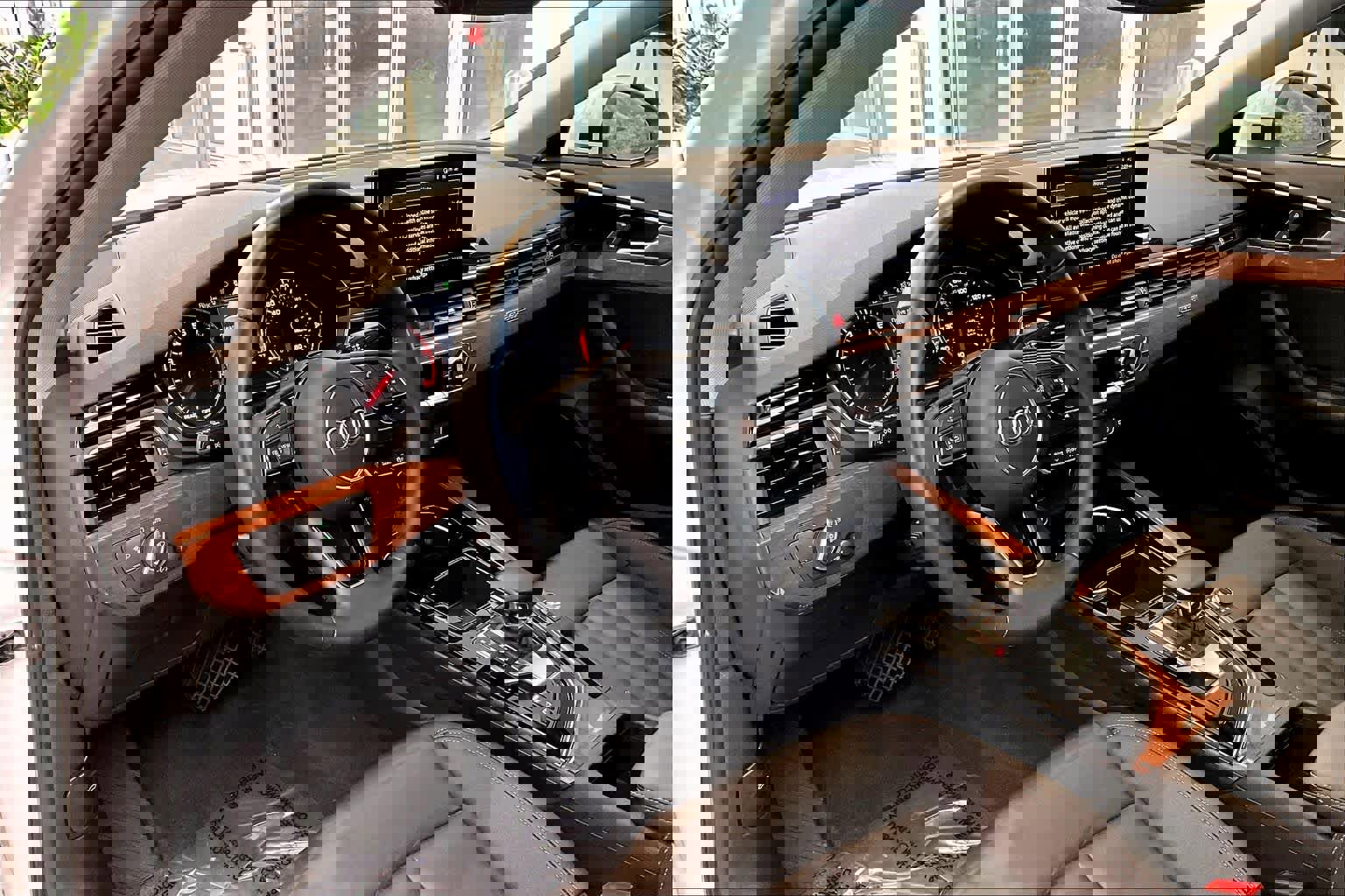 Used 2023 Audi A4 2.0T Premium w/ Convenience Package image 18