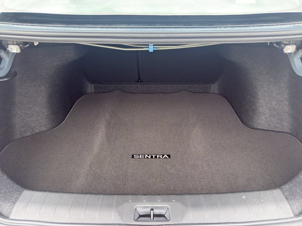 New 2027 Nissan Sentra SV FWD image 33