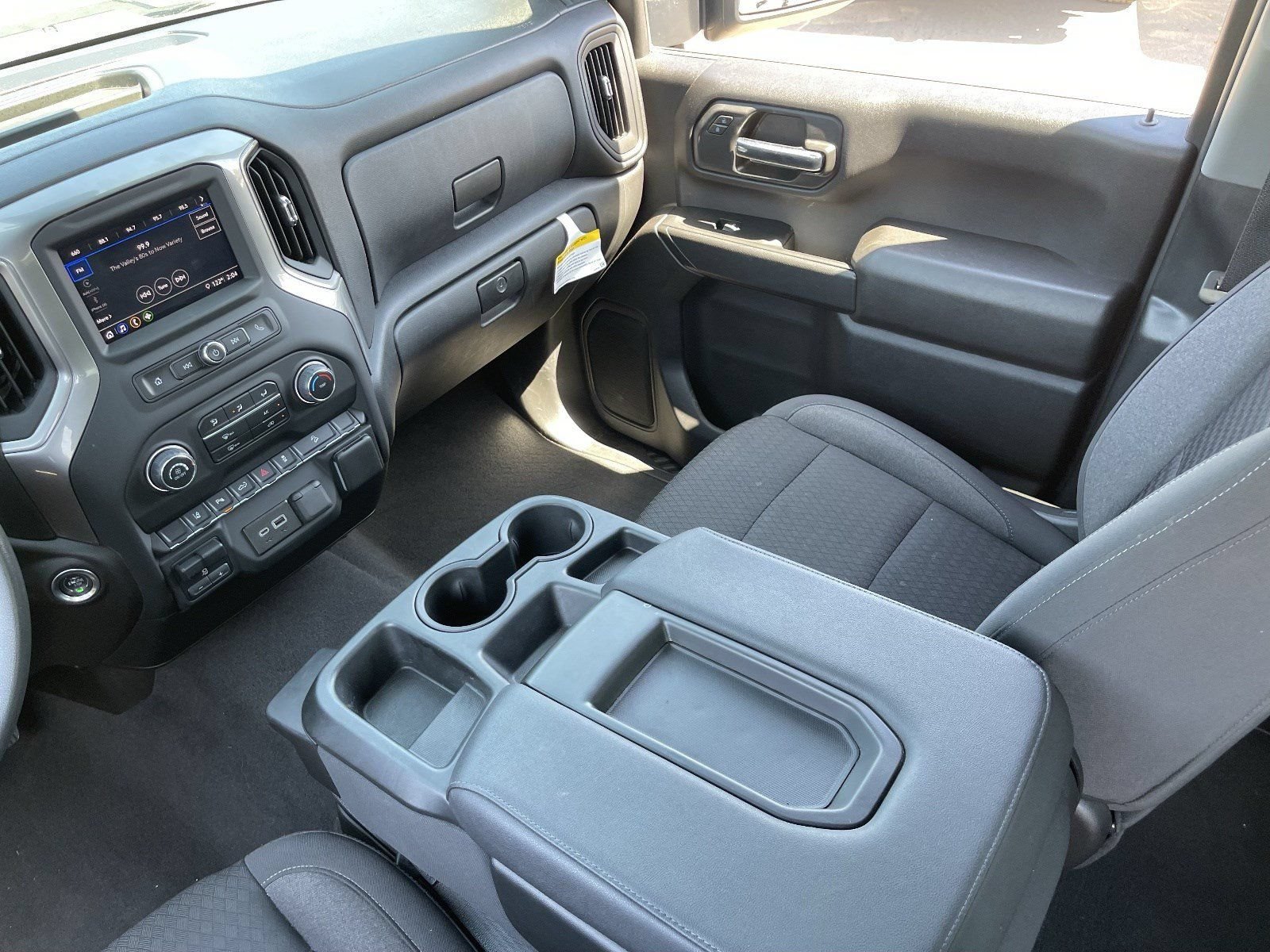Certified 2024 Chevrolet Silverado 2500 Custom w/ Custom Value Package AWD/4WD image 17
