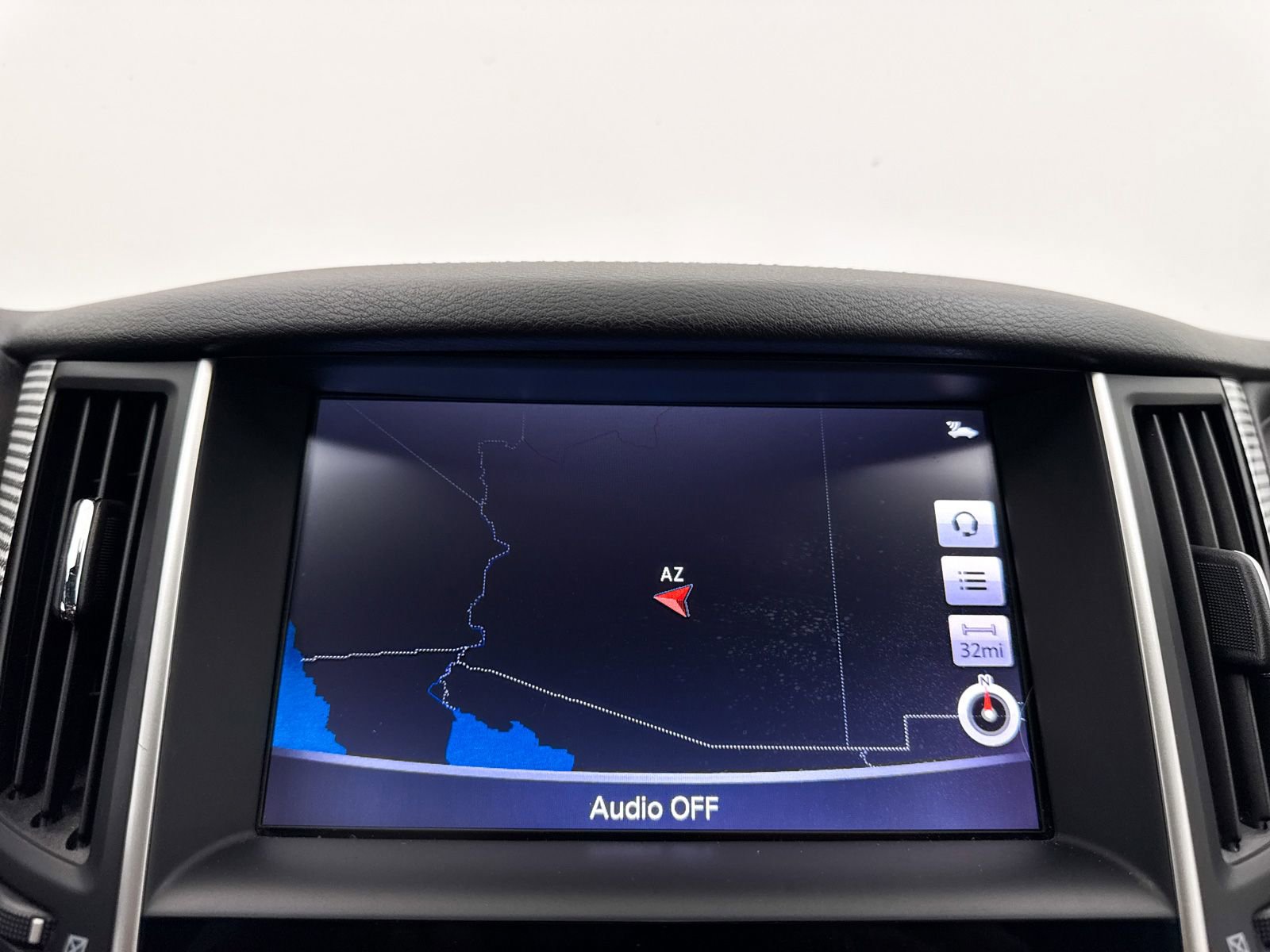 Used 2017 INFINITI Q60 Red Sport 400 RWD image 5