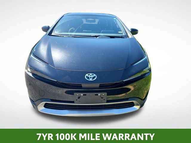 Used 2025 Toyota Prius Plug-In Hybrid FWD image 2