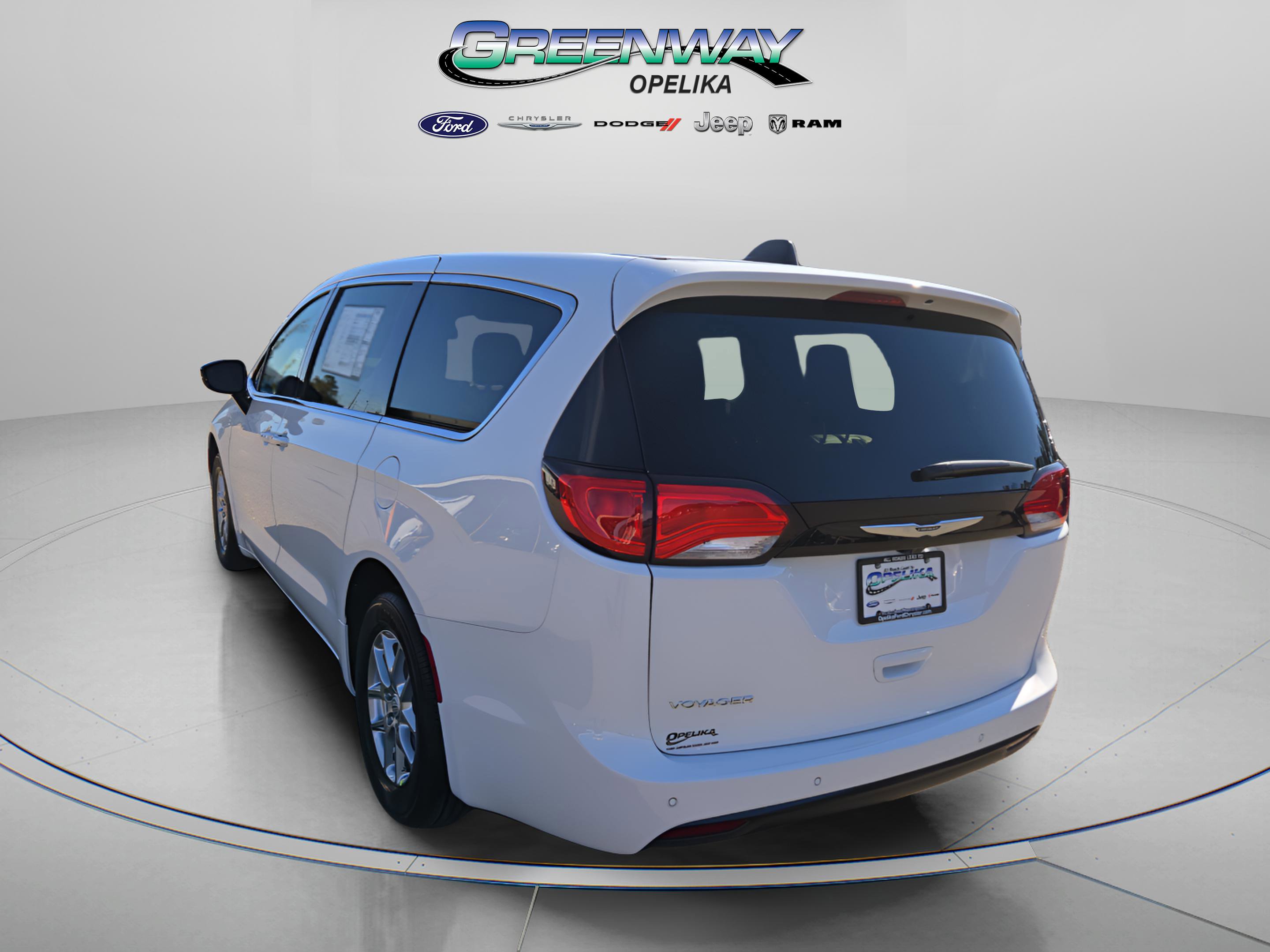 New 2026 Chrysler Voyager LX image 10