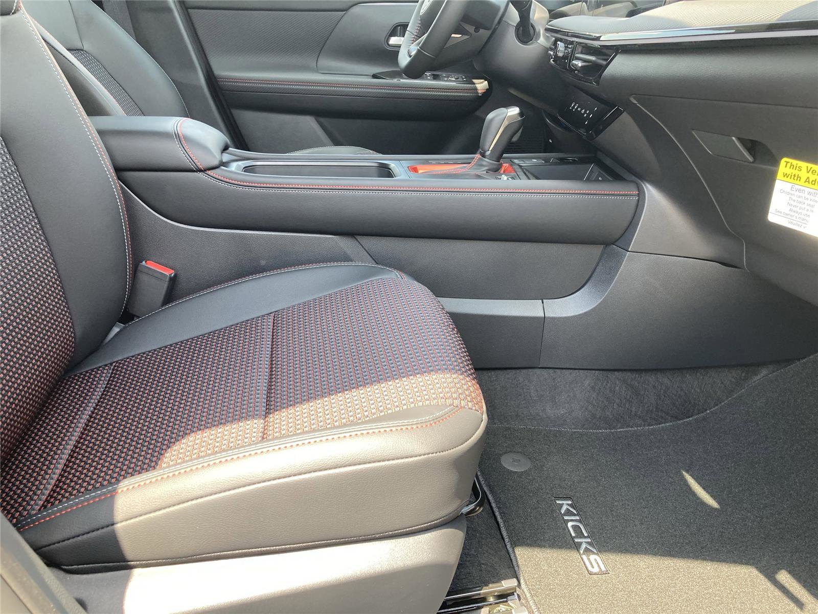 New 2025 Nissan Kicks SR image 41
