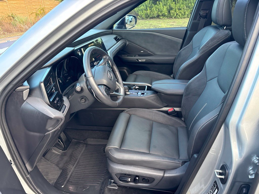 Used 2026 Lexus TX 350 AWD w/ Technology Package image 17