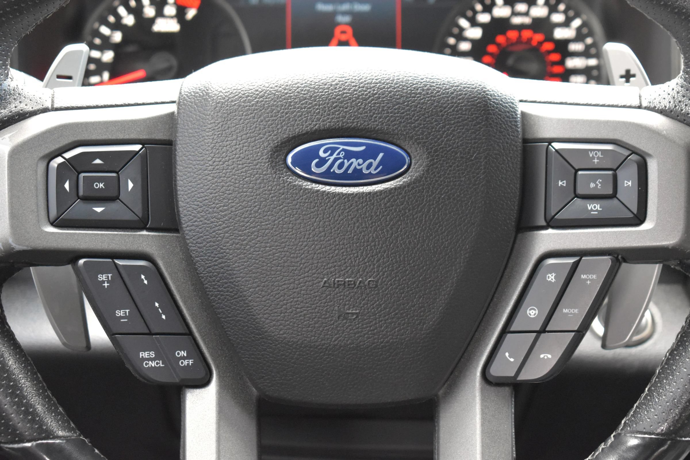 Used 2018 Ford F150 Raptor w/ Equipment Group 802A Luxury AWD/4WD image 64