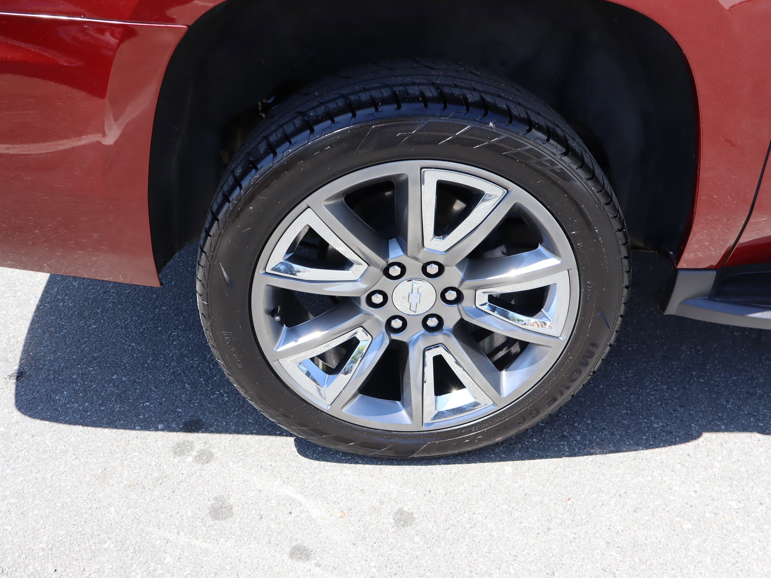 Used 2017 Chevrolet Suburban LT AWD/4WD image 43