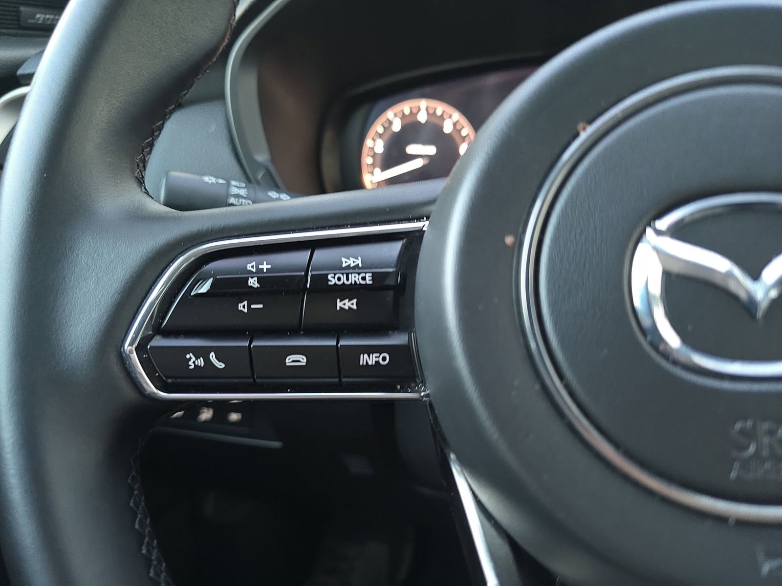 Used 2025 MAZDA CX-90 3.3 Turbo w/ Premium Sport Pkg image 21