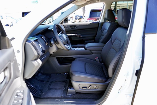 New 2026 Nissan Pathfinder SV w/ Cargo Package FWD image 22