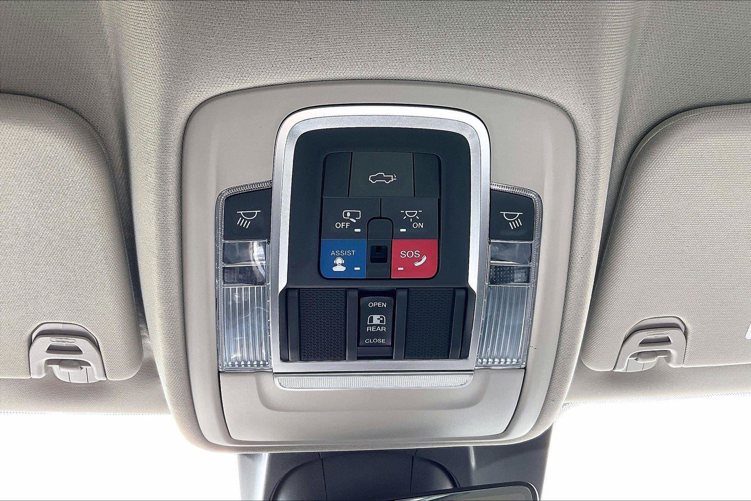 Used 2022 RAM 1500 Laramie AWD/4WD image 37