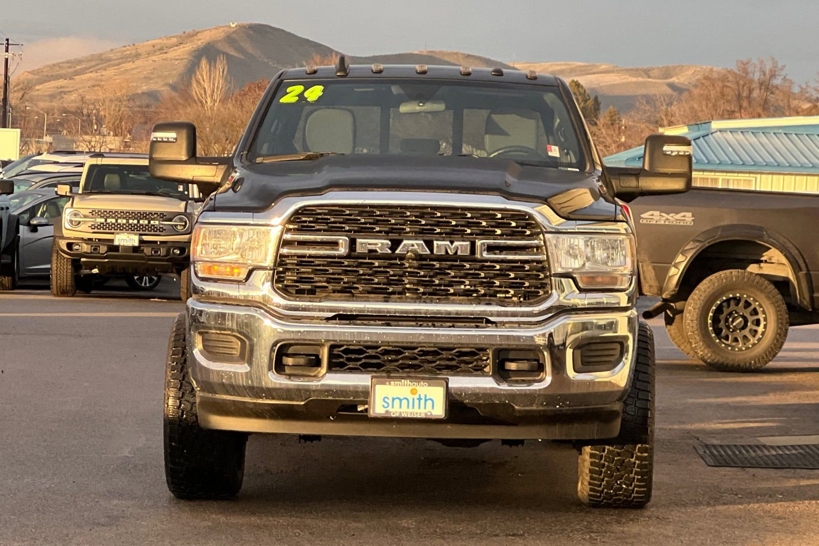 Used 2024 RAM 2500 Tradesman w/ Towing Technology Group image 9