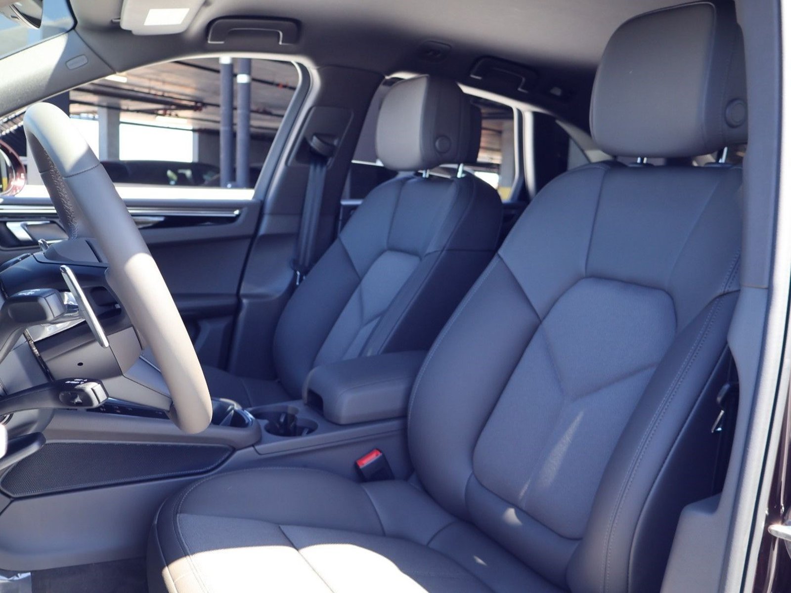 New 2026 Porsche Macan S AWD/4WD image 5