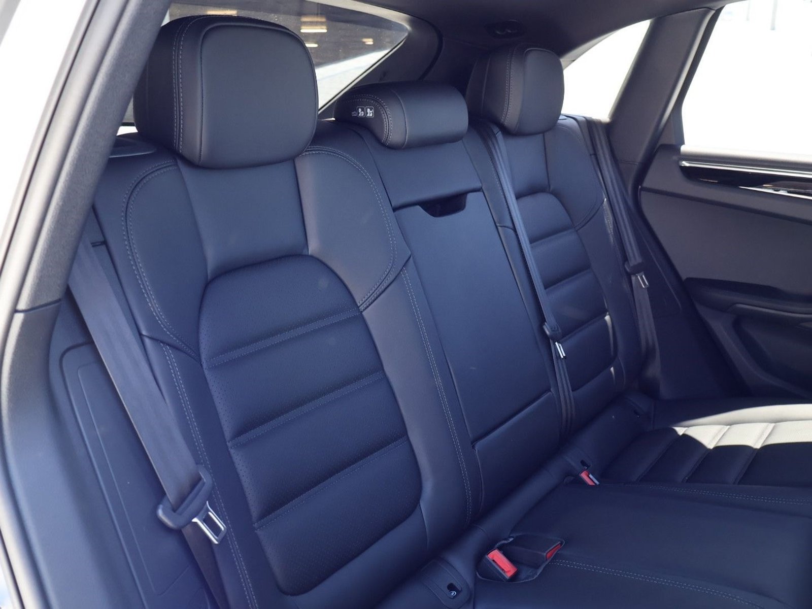 New 2026 Porsche Macan S AWD/4WD image 23